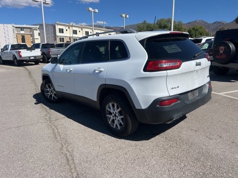 Used 2018 Jeep Cherokee Latitude Plus w/ Cold Weather Group image 10