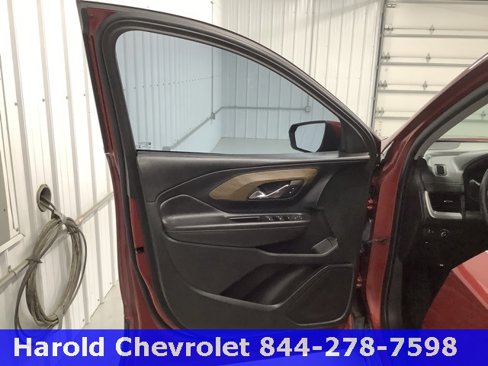 Used 2018 GMC Terrain SLE w/ Driver Convenience Package image 13
