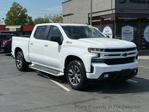 Used 2019 Chevrolet Silverado 1500 RST image 2