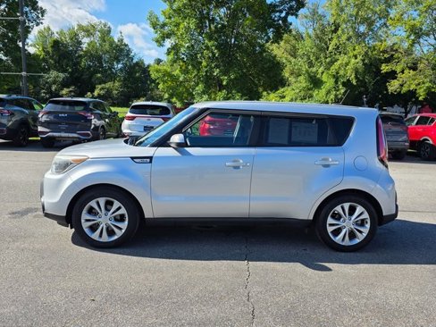 Used 2015 Kia Soul + image 5