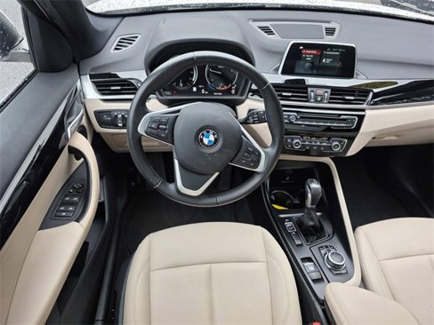 Used 2019 BMW X1 sDrive28i w/ Convenience Package image 9