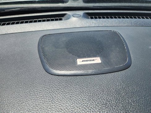 Used 2018 Nissan Rogue SL w/ Premium Package image 17