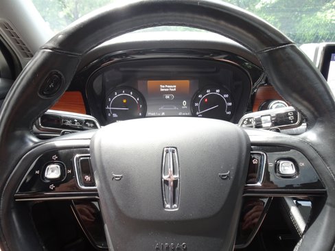 Used 2020 Lincoln Corsair Reserve w/ Equipment Group 201A image 26