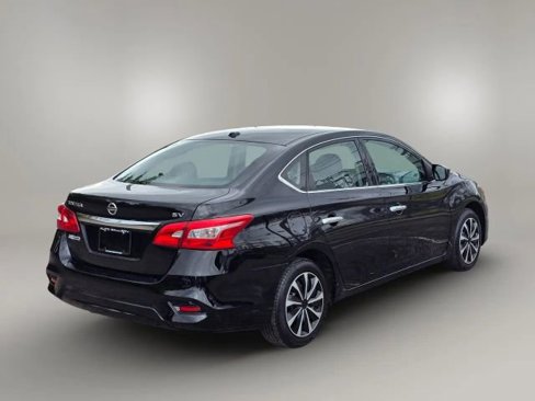 Used 2018 Nissan Sentra SV image 5