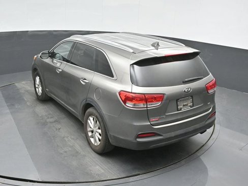 Used 2018 Kia Sorento LX image 35