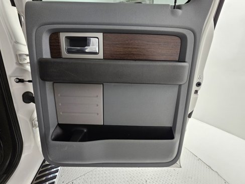Used 2013 Ford F150 Lariat w/ Luxury Equipment Group image 28