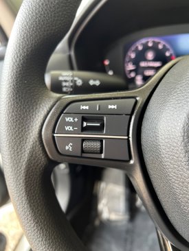 Used 2023 Honda Accord LX image 27