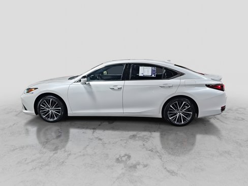 Used 2023 Lexus ES 300h w/ Premium Package image 8