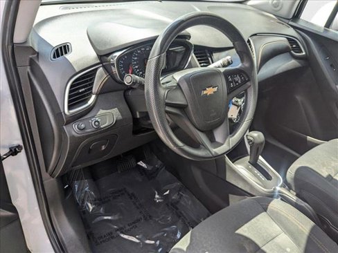 Used 2018 Chevrolet Trax LS image 10