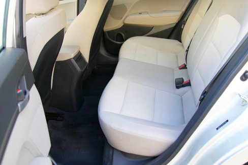 Used 2017 Hyundai Elantra SE image 41
