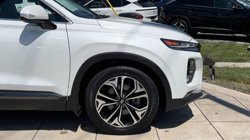 Used 2020 Hyundai Santa Fe Limited image 12