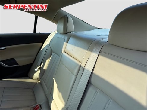 Used 2012 Buick Regal Leather image 23
