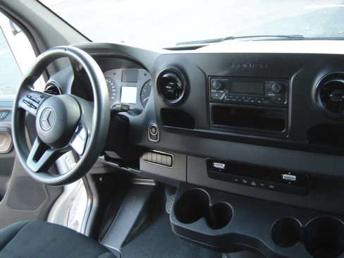 Used 2020 Mercedes-Benz Sprinter 2500 w/ Driver Convenience Package image 11