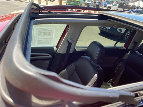 Certified 2022 Volkswagen Atlas SE image 13