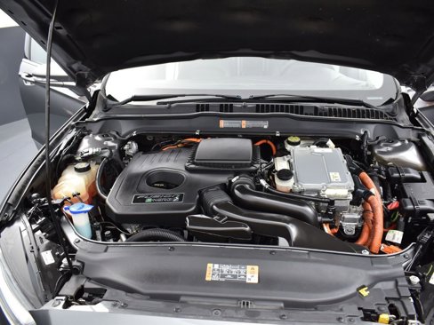 Used 2014 Ford Fusion Energi SE image 26