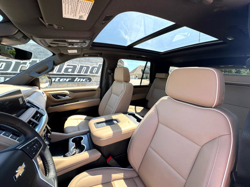 Used 2024 Chevrolet Tahoe Premier w/ Premium Package image 15
