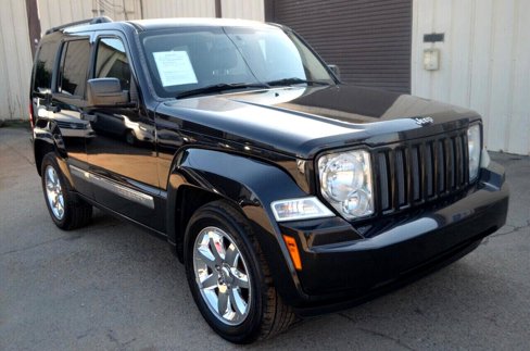 Used 2012 Jeep Liberty Sport image 13