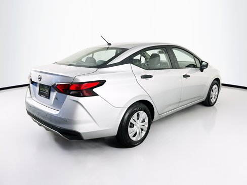 Used 2024 Nissan Versa S image 9
