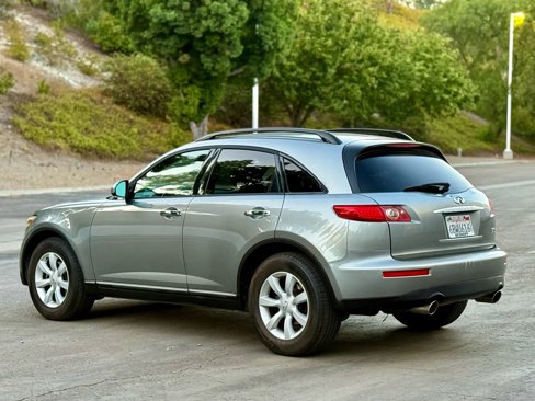 Used 2005 INFINITI FX35 AWD w/ (U01) Technology Pkg image 12