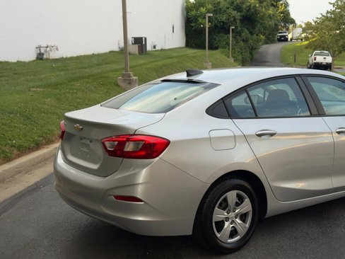 Used 2017 Chevrolet Cruze LS image 3