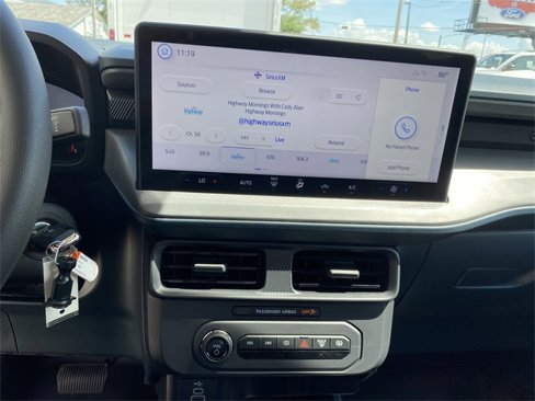 New 2025 Ford Maverick XL image 19