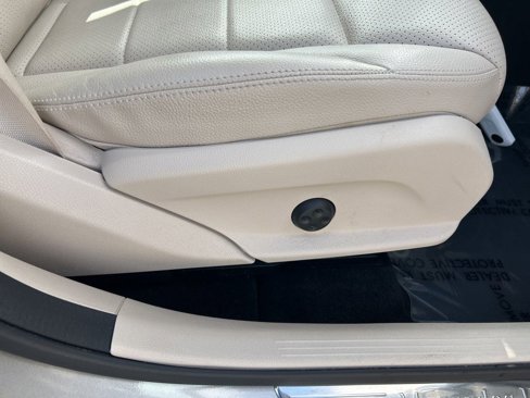 Used 2021 Mercedes-Benz GLC 300 image 21