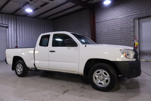 Used 2015 Toyota Tacoma 2WD Access Cab image 7
