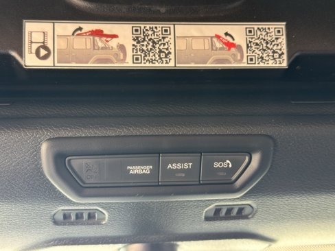 Used 2021 Jeep Wrangler Rubicon image 32