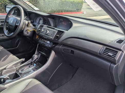 Certified 2017 Honda Accord Sport image 21
