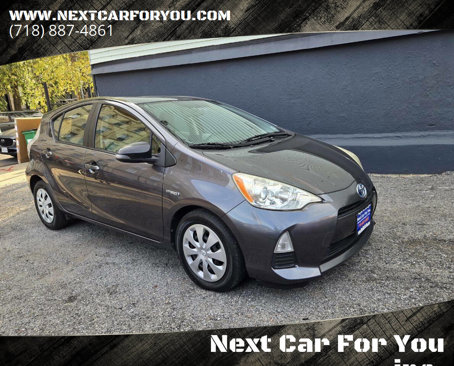 Used 2012 Toyota Prius C Two image 4