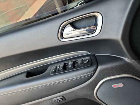 Used 2018 Dodge Durango SRT w/ SRT Interior Appearance Group image 16