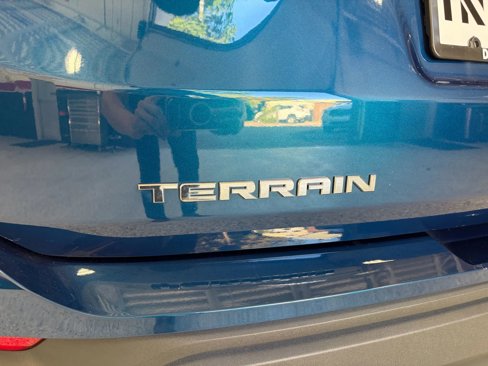 Used 2020 GMC Terrain SLE w/ LPO, Floor Liner Package image 17