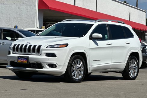 Used 2017 Jeep Cherokee Overland w/ Technology Group image 8