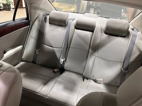 Used 2012 Toyota Avalon Limited image 32