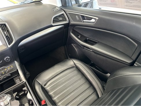 Used 2019 Ford Edge SEL w/ Equipment Group 201A image 14