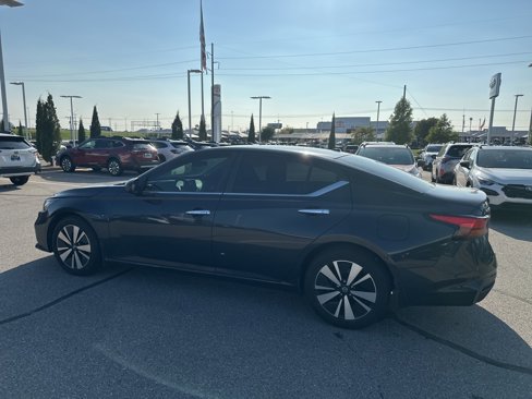 Used 2021 Nissan Altima 2.5 SV image 6