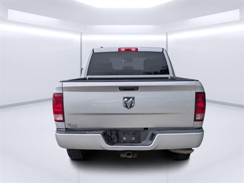 Used 2014 RAM 1500 Express image 4