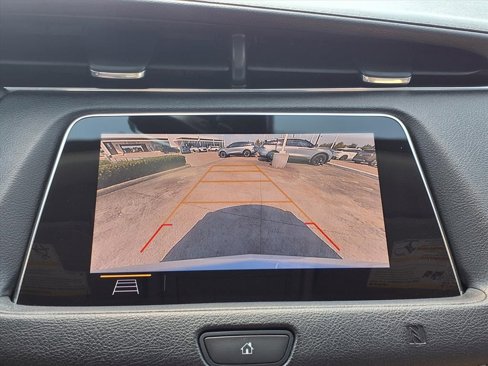 Used 2019 Cadillac XT4 Luxury image 4