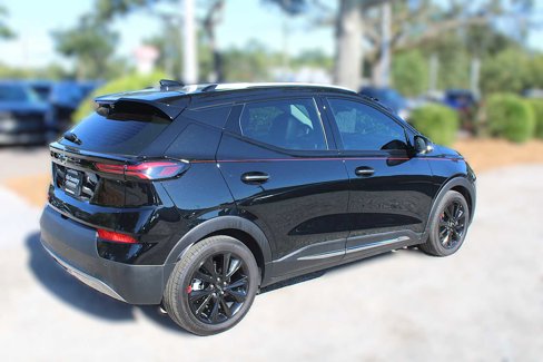 Used 2023 Chevrolet Bolt EUV Premier w/ Sun & Sound Package image 6
