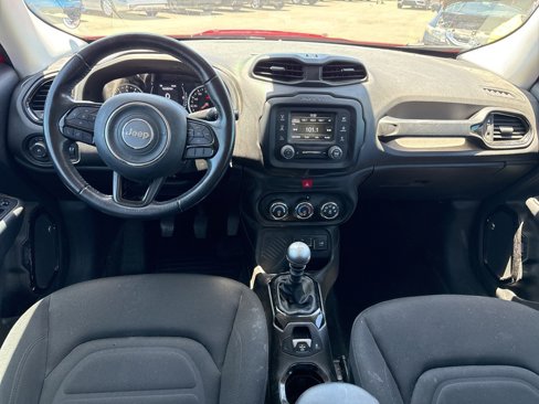 Used 2017 Jeep Renegade Altitude image 8