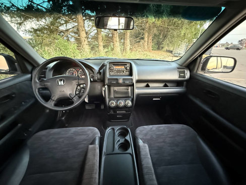 Used 2004 Honda CR-V LX image 7