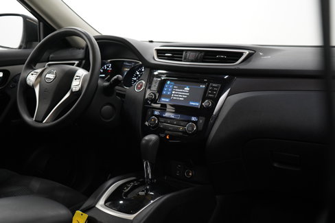 Used 2014 Nissan Rogue SV w/ SV Premium Package image 13