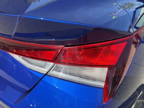 Certified 2023 Hyundai Elantra SEL w/ Convenience Package image 30