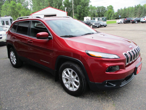 Used 2015 Jeep Cherokee Latitude w/ Comfort/Convenience Group image 11