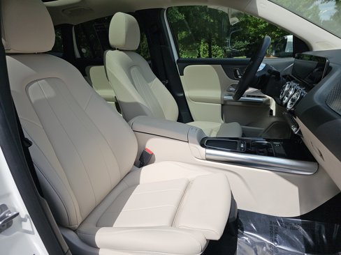 Certified 2025 Mercedes-Benz GLA 250 image 11