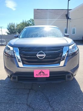Used 2022 Nissan Pathfinder SV image 22