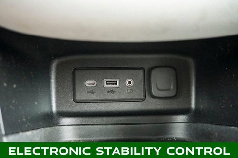 Used 2020 Chevrolet Equinox LS w/ LPO, Cargo Package image 17