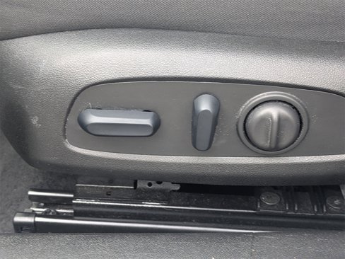 Used 2024 Chevrolet Malibu LT image 19