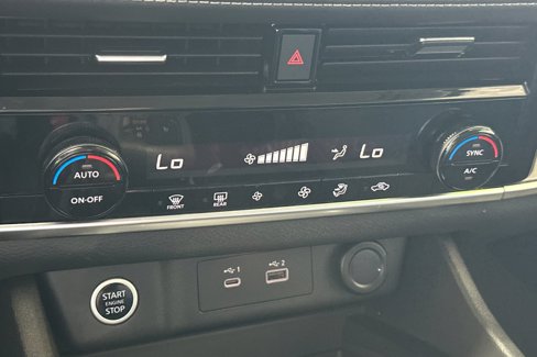 Used 2021 Nissan Rogue SV image 20