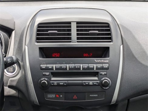 Used 2013 Mitsubishi Outlander Sport SE image 18